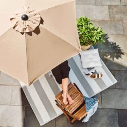 SIESTA Sonnenschirm Mit Kurbel Ø180cm -Butlers 10204618 1