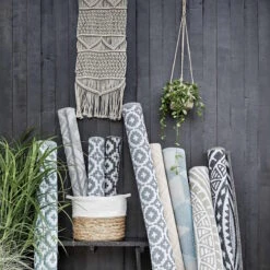 COLOUR CLASH In- & Outdoorteppich Dreiecke L 180 X B 120cm -Butlers 10219372 6