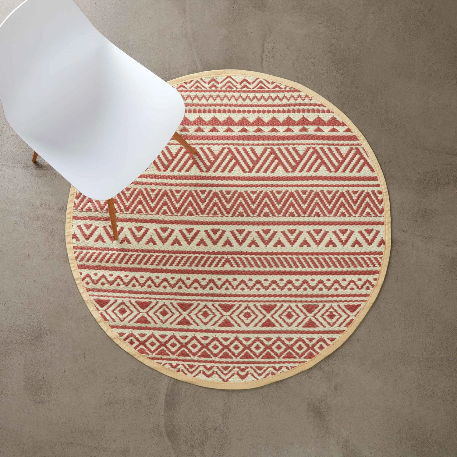 COLOUR CLASH In- & Outdoor-Teppich Streifen Ø118cm 4 COLOUR CLASH In- & Outdoor-Teppich Streifen Ø118cm – Bild 2