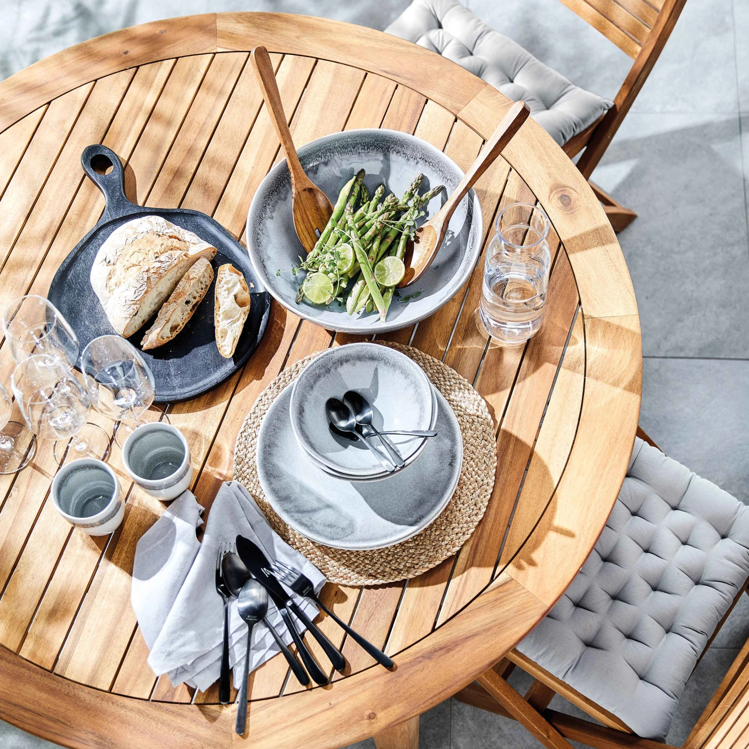 DINERY Gartentisch 4 DINERY Gartentisch – Bild 2