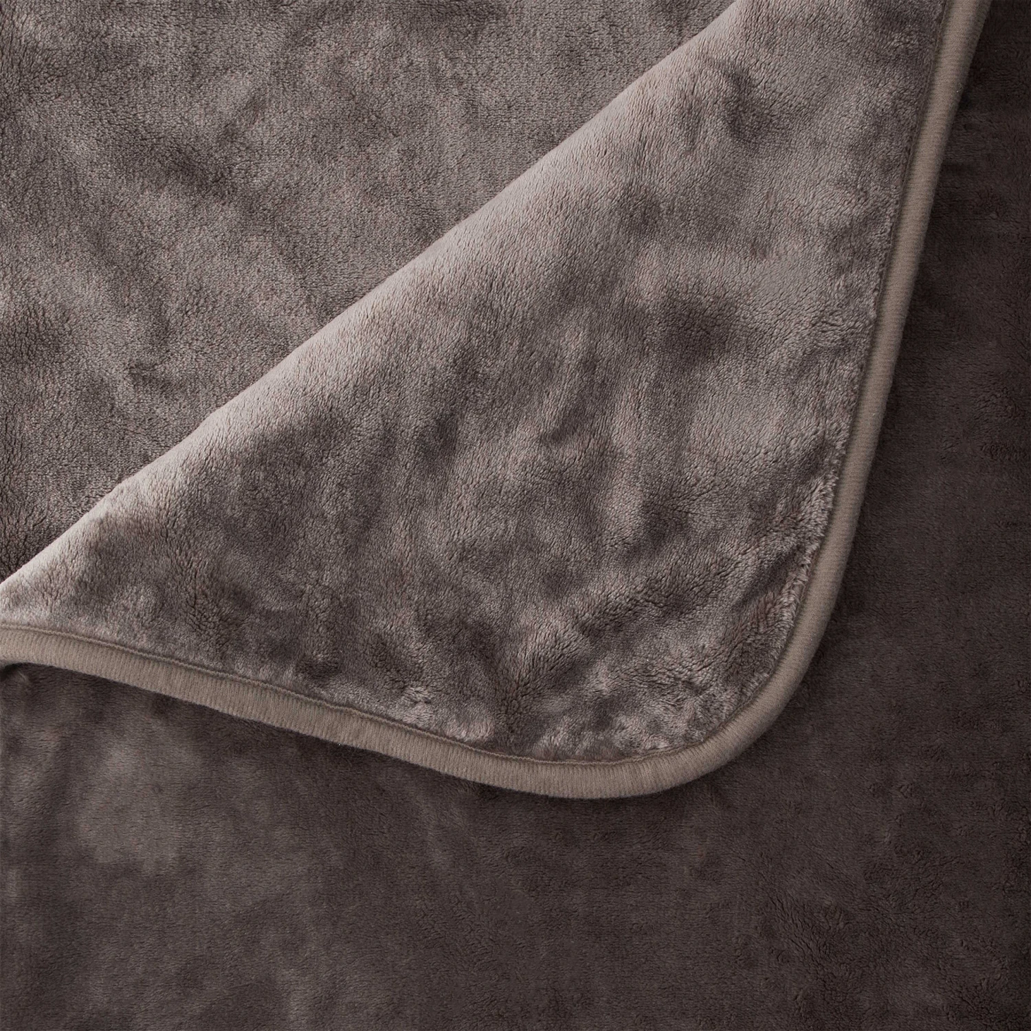 HUGS & KISSES Fleecedecke L 150 X B 200cm 11 HUGS & KISSES Fleecedecke L 150 X B 200cm – Bild 9