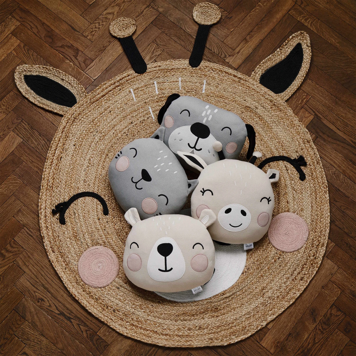 TINY TOWN Kissen Bär L 32 X B 35cm 9 TINY TOWN Kissen Bär L 32 X B 35cm – Bild 7